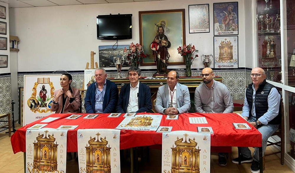 Correos se suma a la celebración de San Marcos en Adra