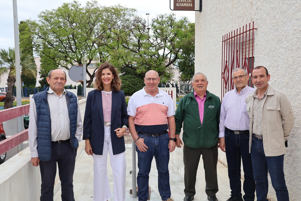 El Ayuntamiento de El Ejido pone en marcha un taller de digitalización para mayores para luchar contra el aislamiento tecnológico