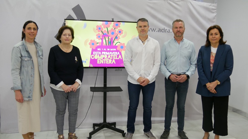 El comercio local de Adra premia las compras realizadas durante este mes de mayo sorteando 500 euros