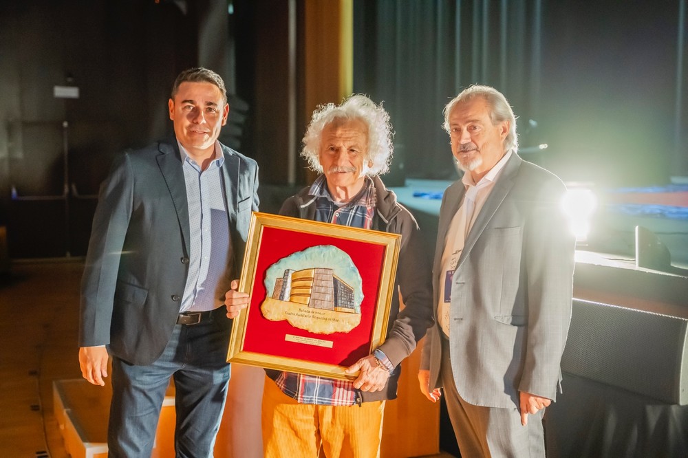 El Brujo repasa a los clásicos del Siglo de Oro en una ac-tuación memorable en Roquetas de Mar
