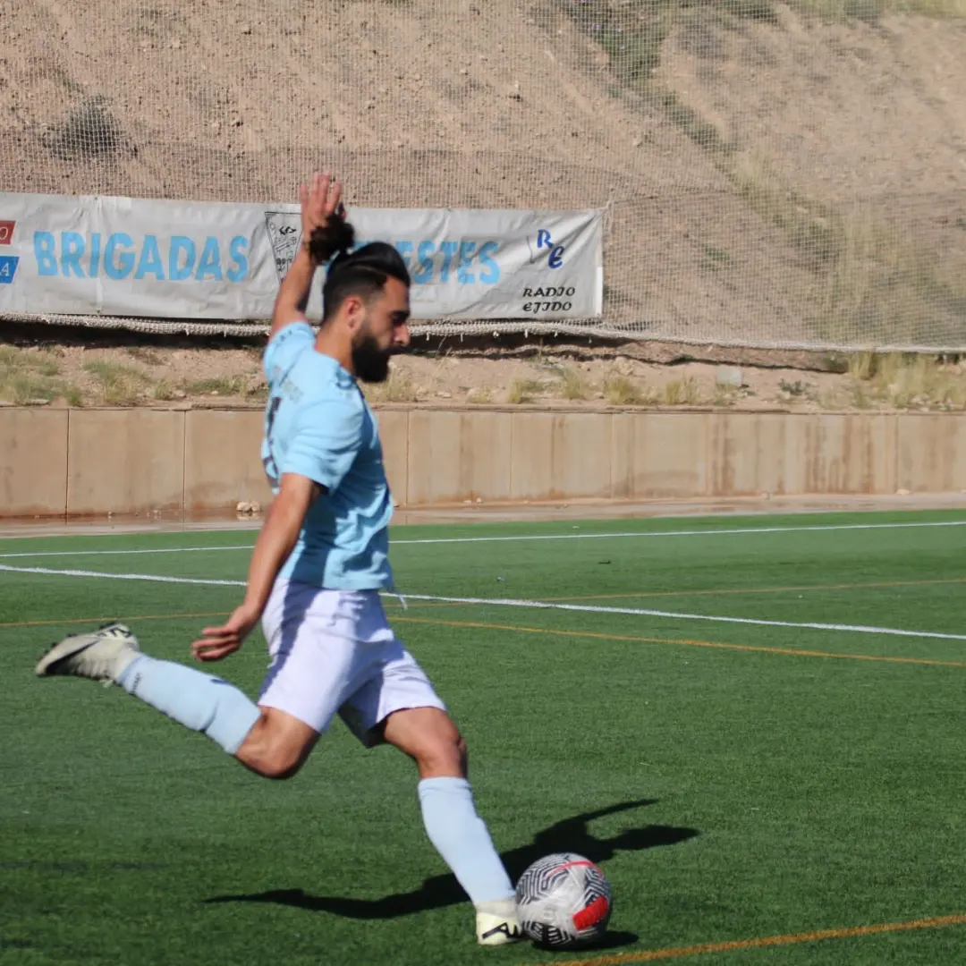 El Poli Ejido suma los 3 últimos puntos de la temporada frente al Comarca del Mármol