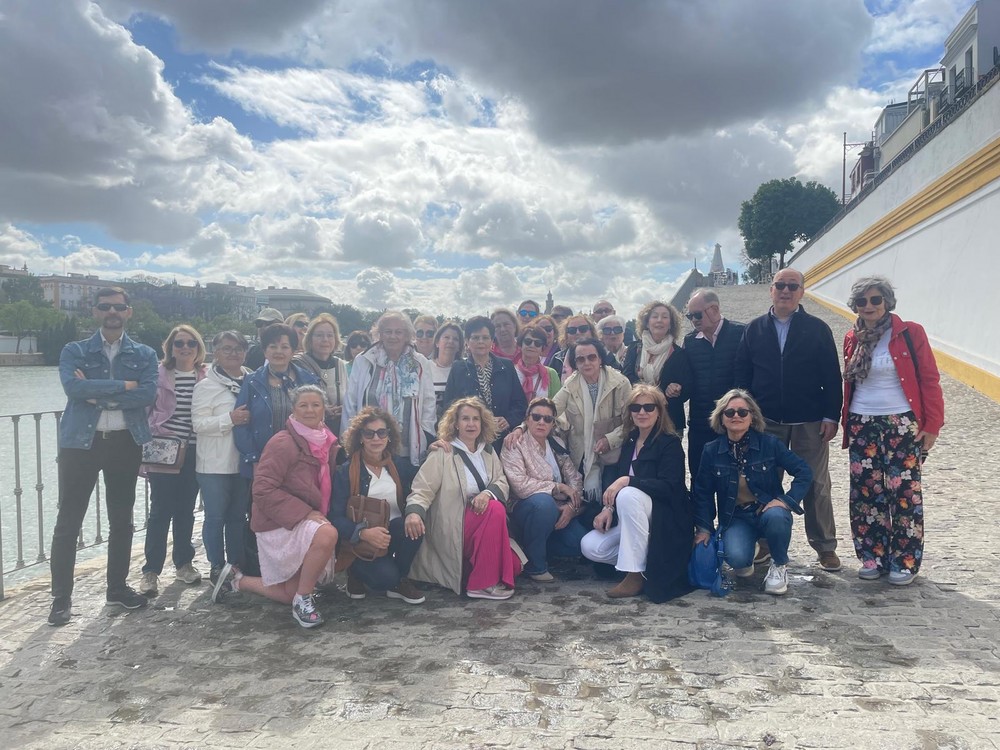 Ruta literaria a Sevilla y Carmona ‘Del Siglo de oro al Siglo XXI’ desde Roquetas de Mar