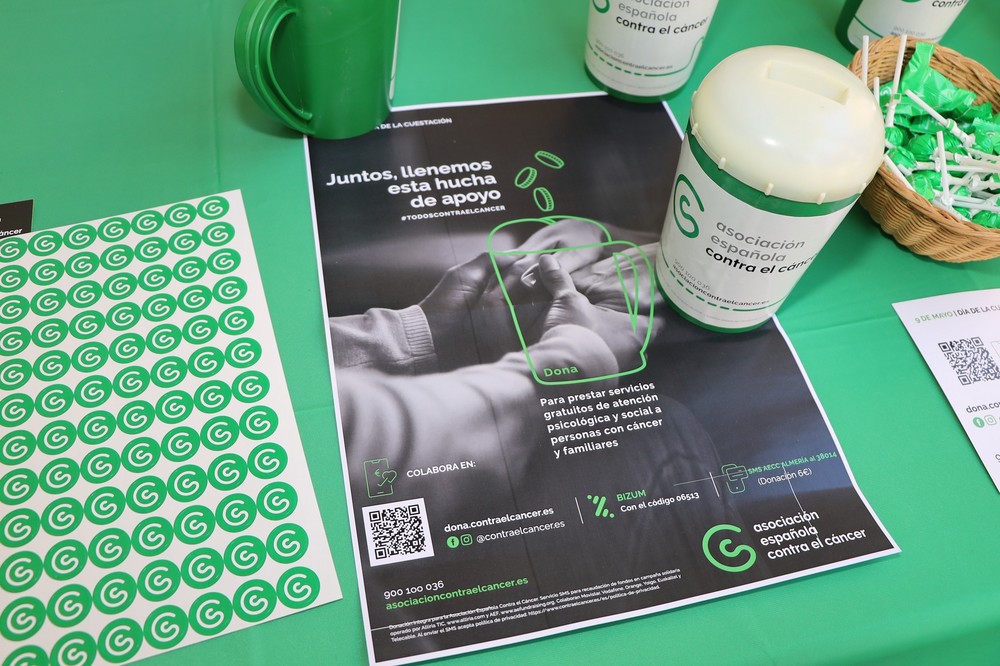 La Asociación Española contra el Cáncer de El Ejido celebra su campaña de cuestación para seguir avanzando en investigación