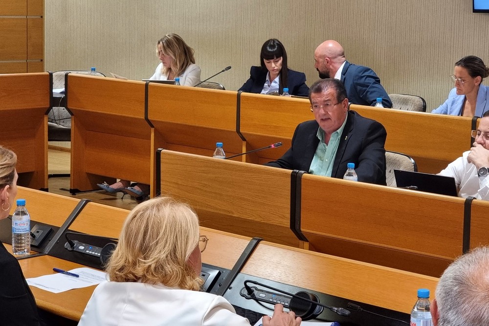 El PSOE lamenta la negativa del alcalde a incluir la recta de Balerma en el plan de playas
