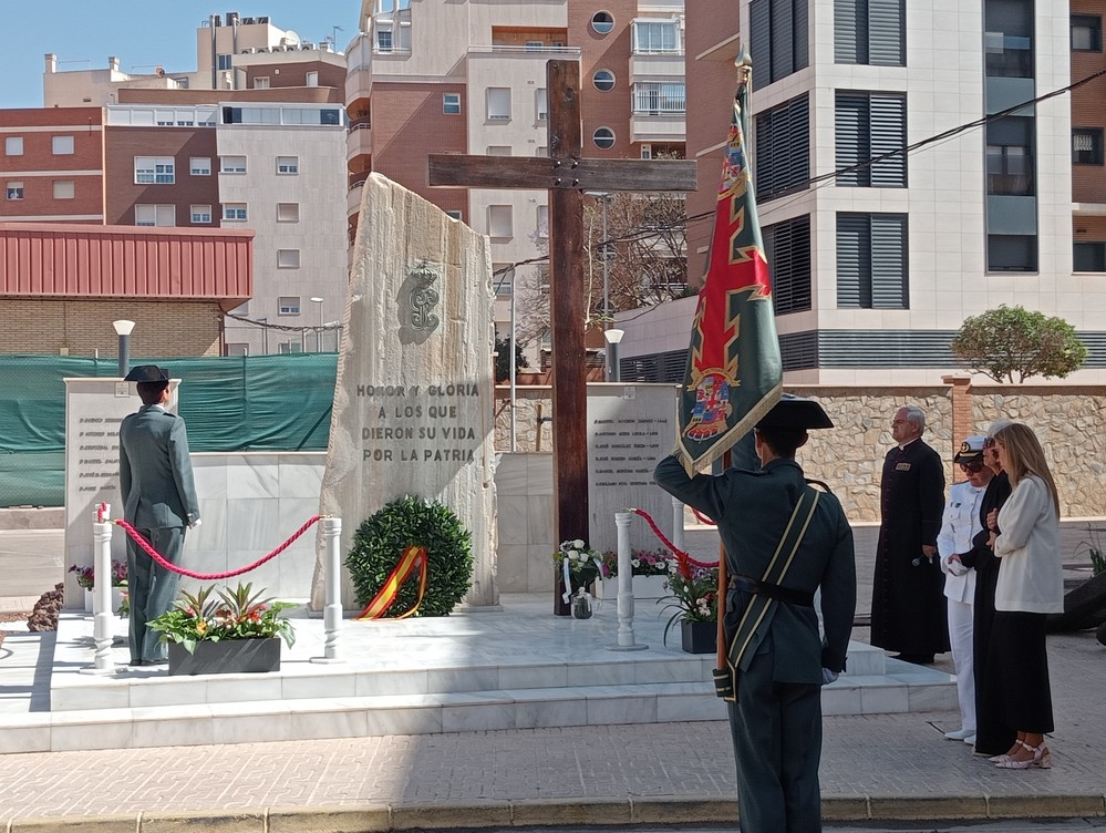 La Guardia Civil homenajea al ejidense Juan Jesús López en el 180 aniversario de su fundación