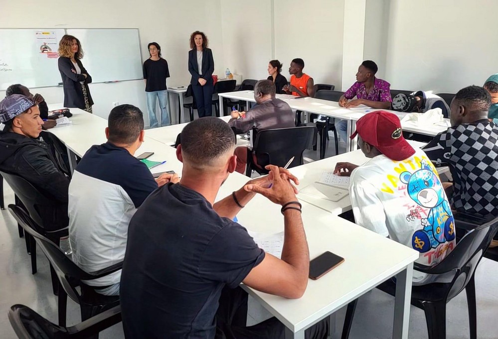 El Ayuntamiento de El Ejido imparte cursos de español para extranjeros en pro de su integración