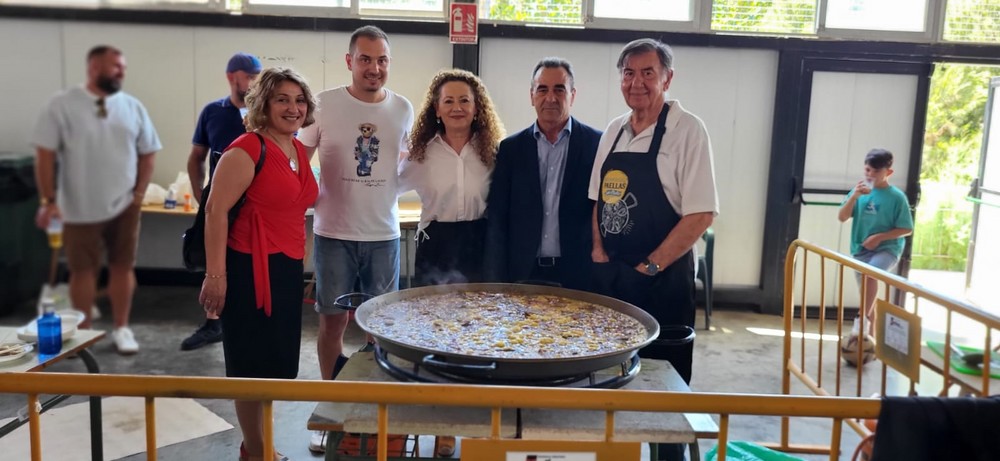 Alrededor de 400 personas disfrutan del III Concurso de Paellas Fiestas de San Pedro