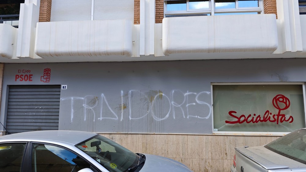 La sede del PSOE de El Ejido sigue soportando continuos actos vandálicos