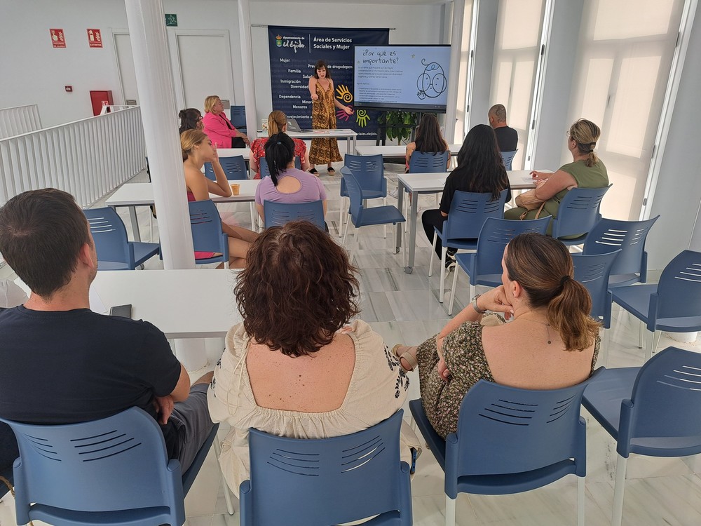 El Ejido fomenta la salud mental y emocional con un ciclo de talleres