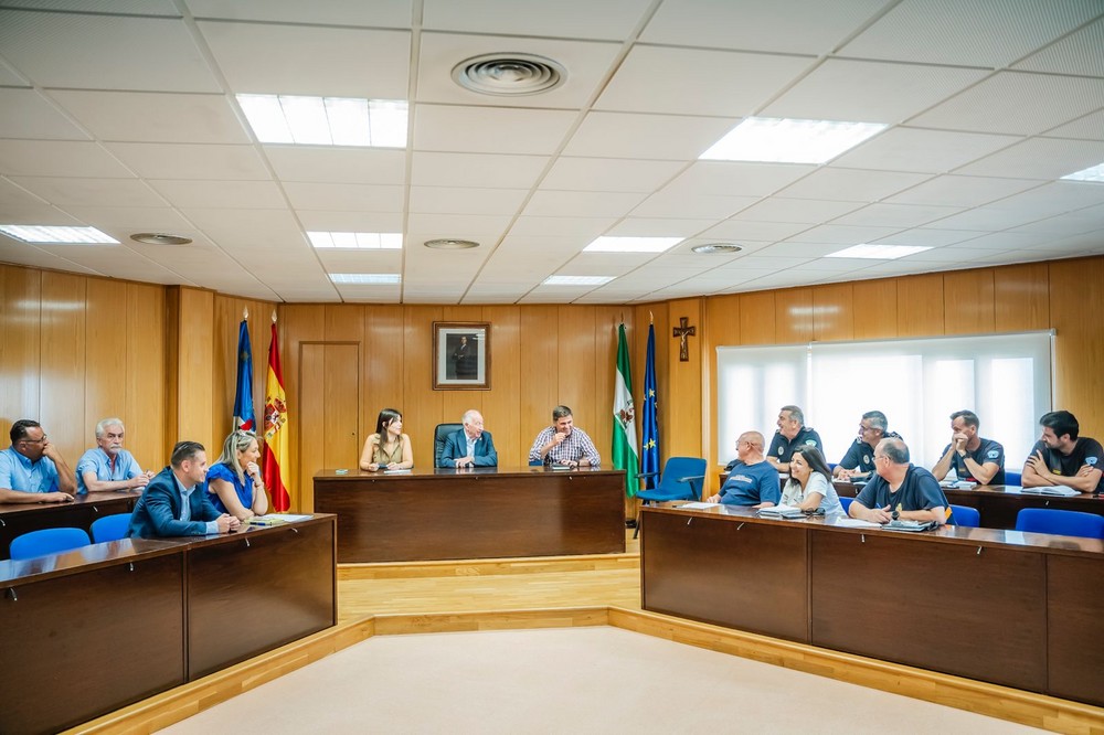 El Ayuntamiento prepara un amplio dispositivo especial de seguridad y limpieza para la noche de San Juan