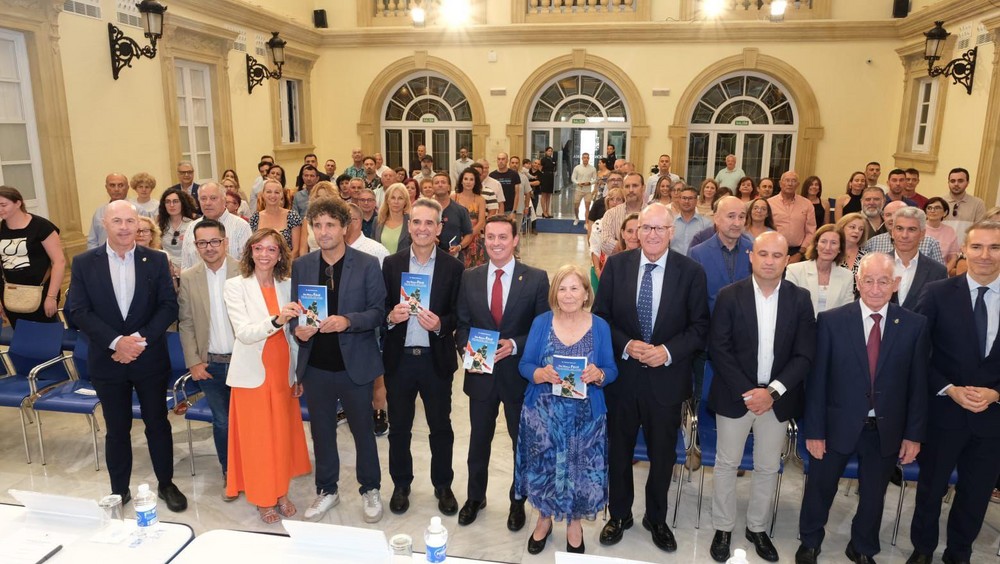 El Dr. Antonio Ríos Luna publica con Círculo Rojo “Una rodilla feliz”