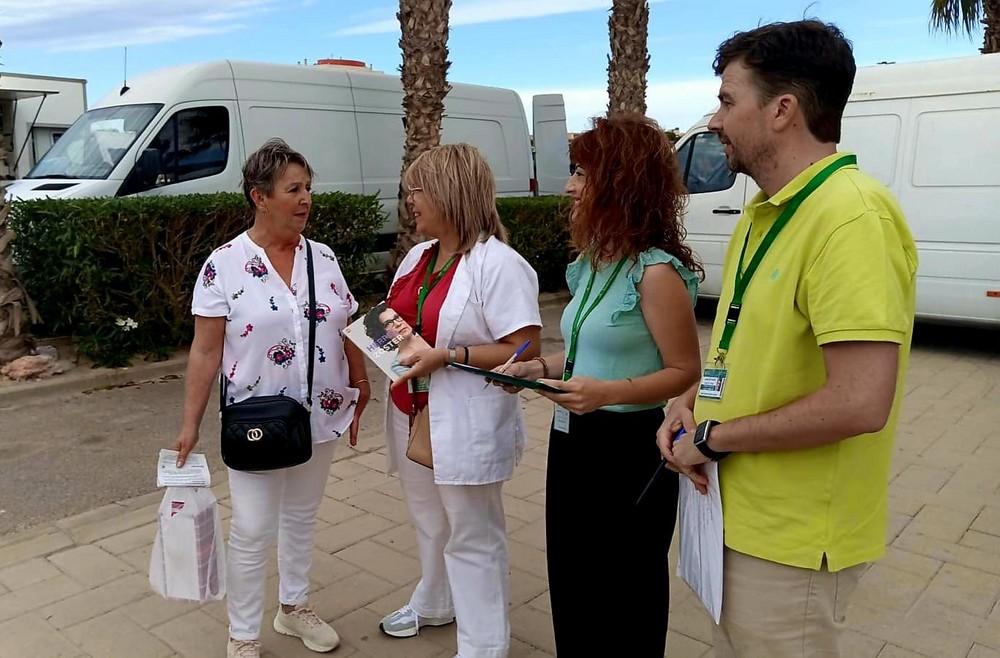 El Distrito Poniente promueve hábitos de vida saludables en El Ejido para mitigar los efectos de las altas temperaturas sobre la salud