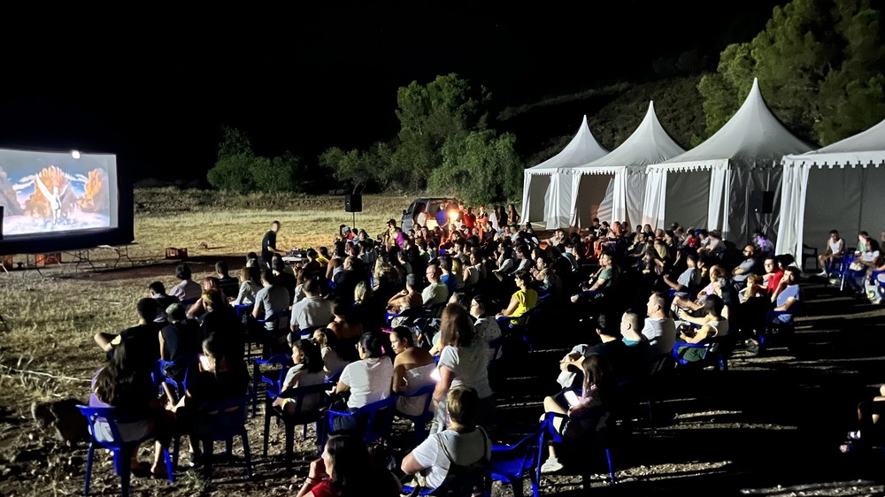El Cine de Verano de Berja trae esta semana dos citas: una en el Campo de Fútbol y otra en Castala