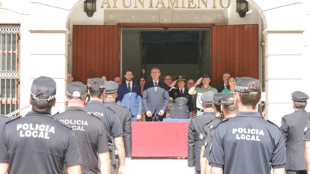Manuel Cortés anuncia la convocatoria de seis plazas de Policía Local de Adra
