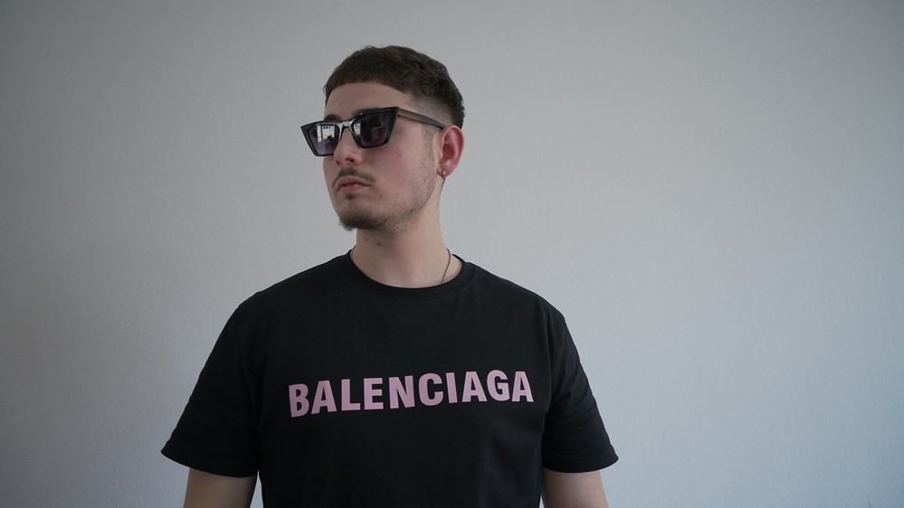 El cantante virgitano RIIKY ofrecerá un concierto la noche del viernes en la Caseta Municipal