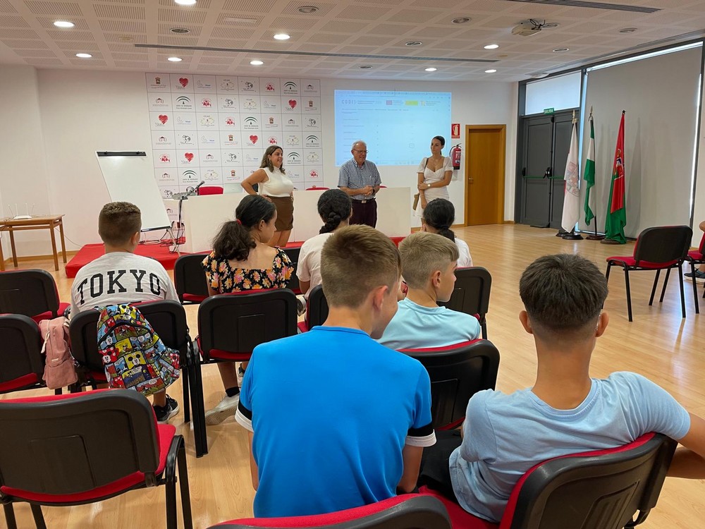 Los colegios de Los Llanos y Barrio Archilla se sumarán el próximo curso al campamento digital de Vícar