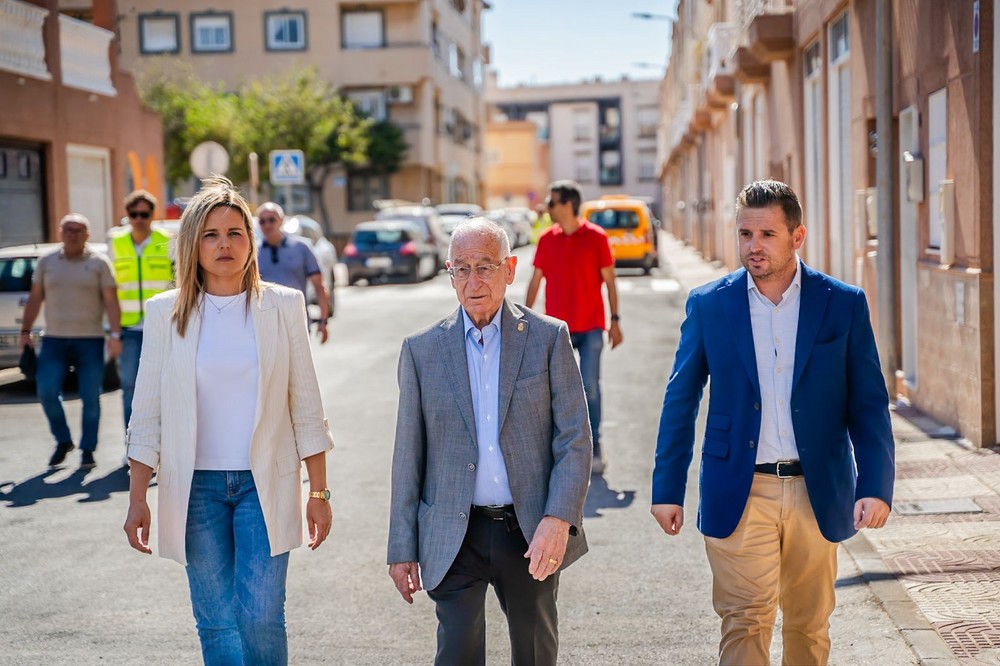 Roquetas de Mar avanza en la implantación de la telelectura con la instalación de contadores digitales