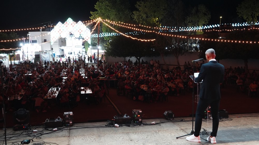 El encendido del alumbrado de la Feria de Berja da inicio a cinco días de fiesta