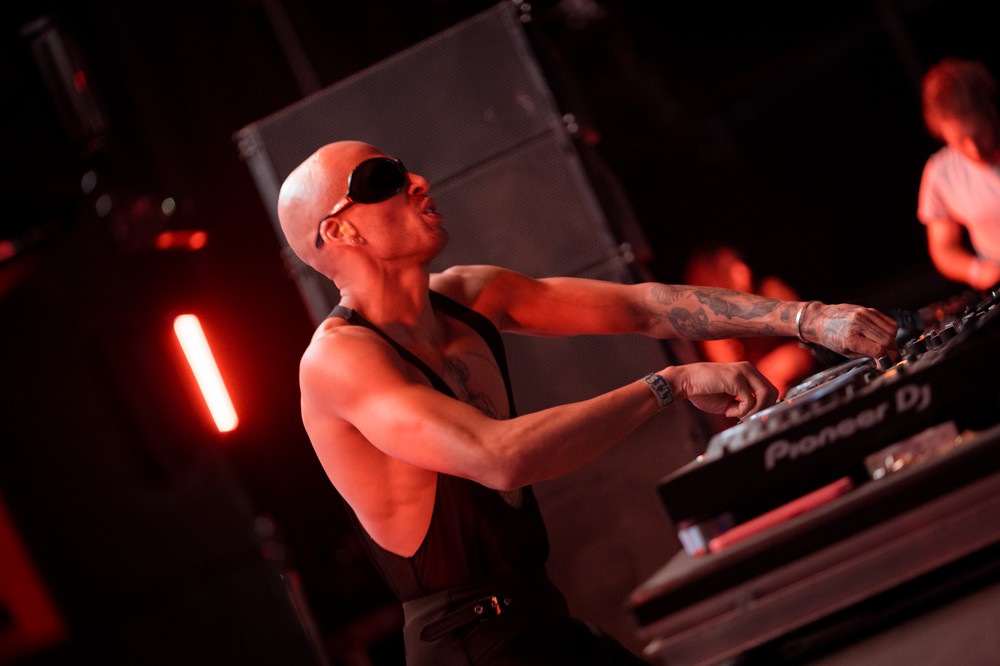 Gordo, Nico Moreno, Wade, Indira Paganotto o Cera Khin brillan en la primera jornada de Dreambeach