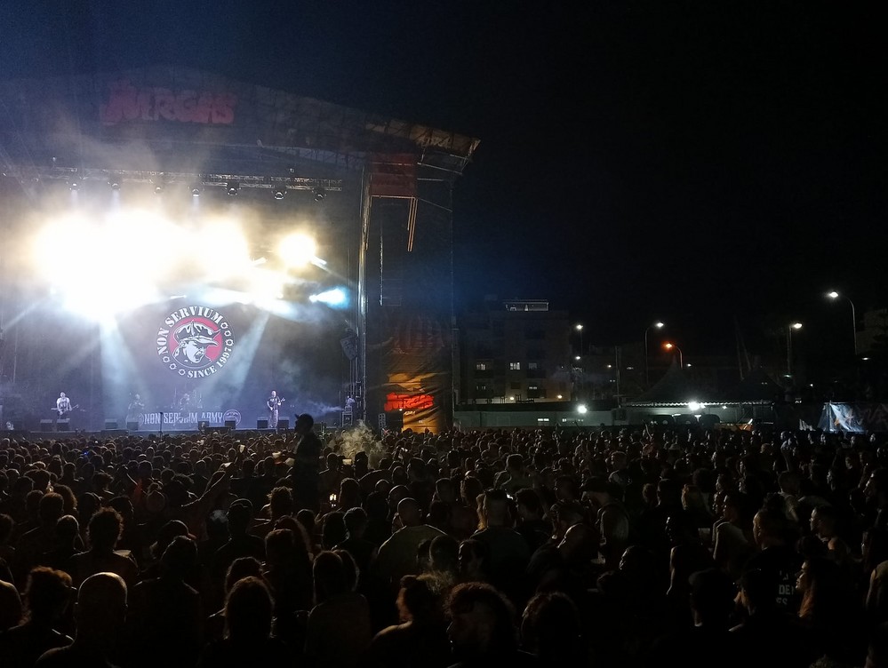 The Juergas Rock no deja de crecer y cierra otra edición multitudinaria en Adra