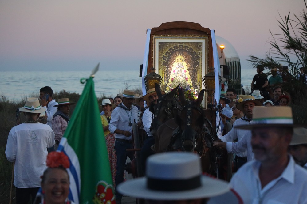 La Hermandad de Nuestra Señora del Rocío de El Ejido celebra su IX Romería