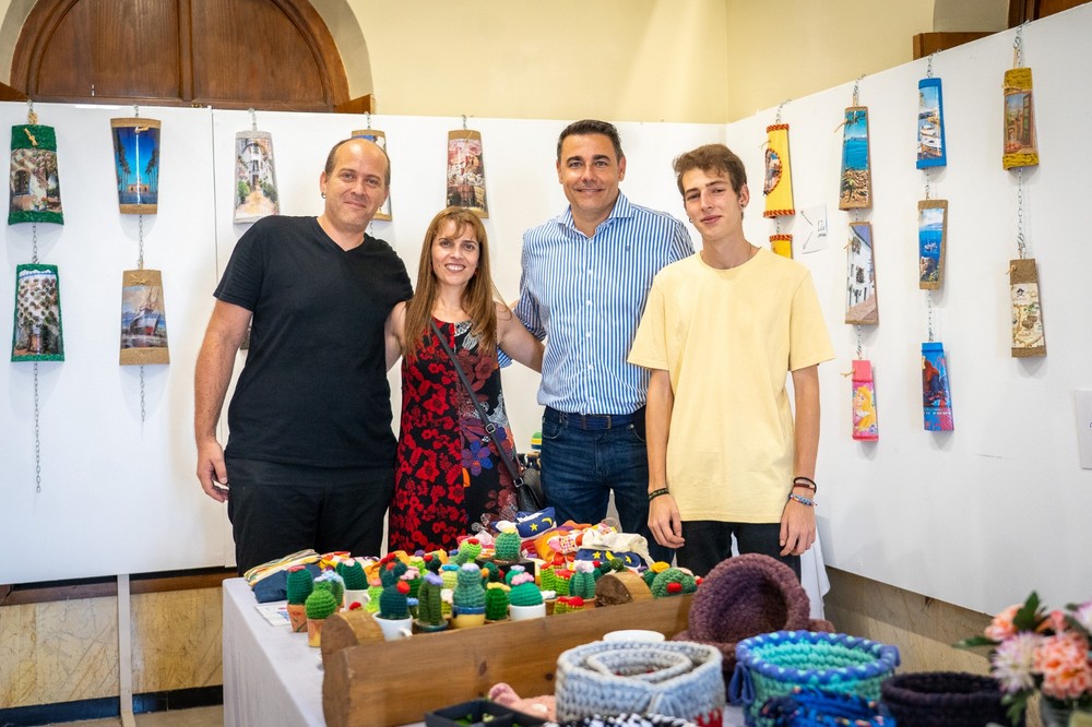 El Faro de Roquetas acoge la exposición 'Tesoros Con Arte'