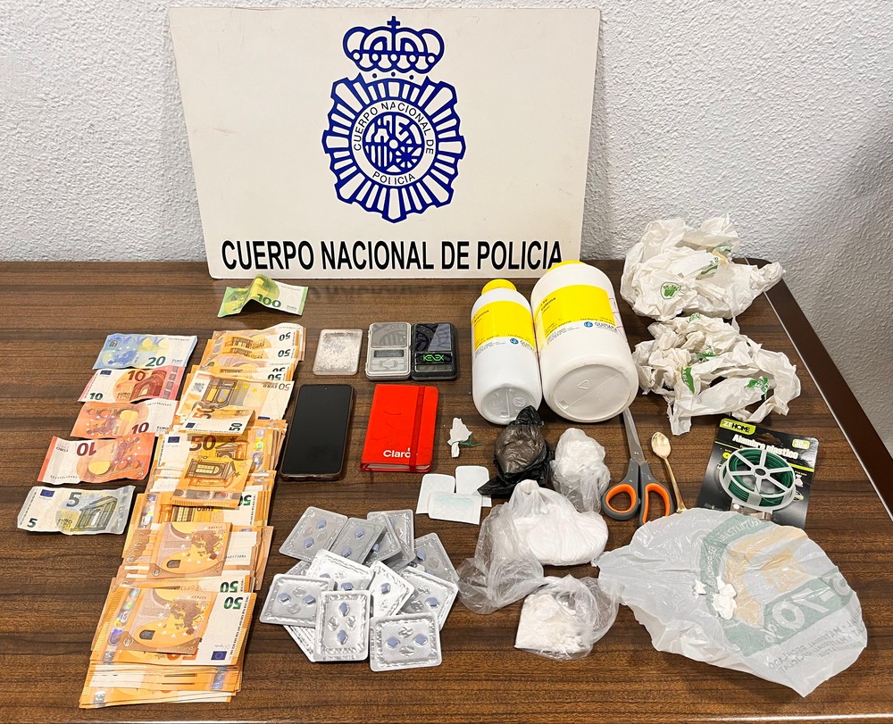 La Policía Nacional desbarata una banda familiar dedicada al tráfico de cocaína en Aguadulce y Roquetas