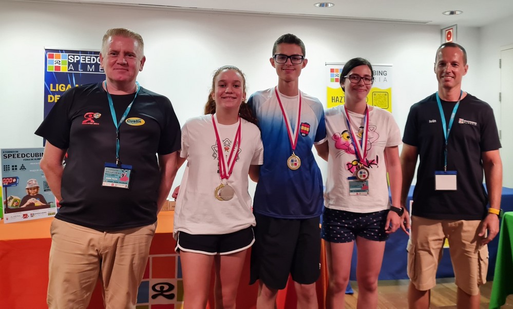 El speedcubing ejidense brilla en el torneo de Feria de Almeria 2024
