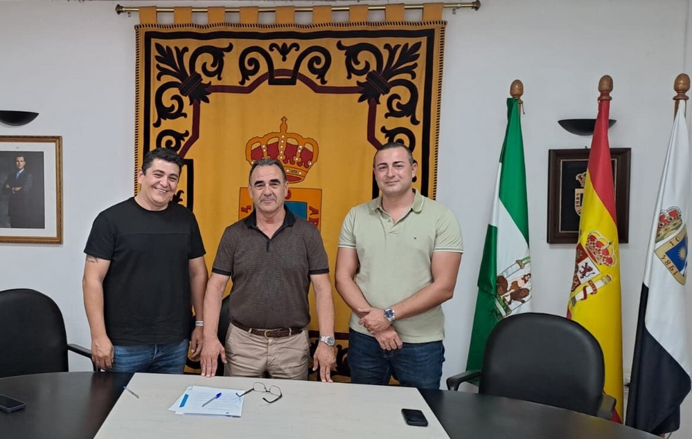 El Ayuntamiento de La Mojonera entrega una subvención de 46.000 euros al CD Mojonera Viso