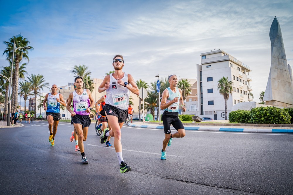 La VII edición de la Media Maratón Ciudad de Roquetas acogerá el Campeonato de Andalucía de 21K