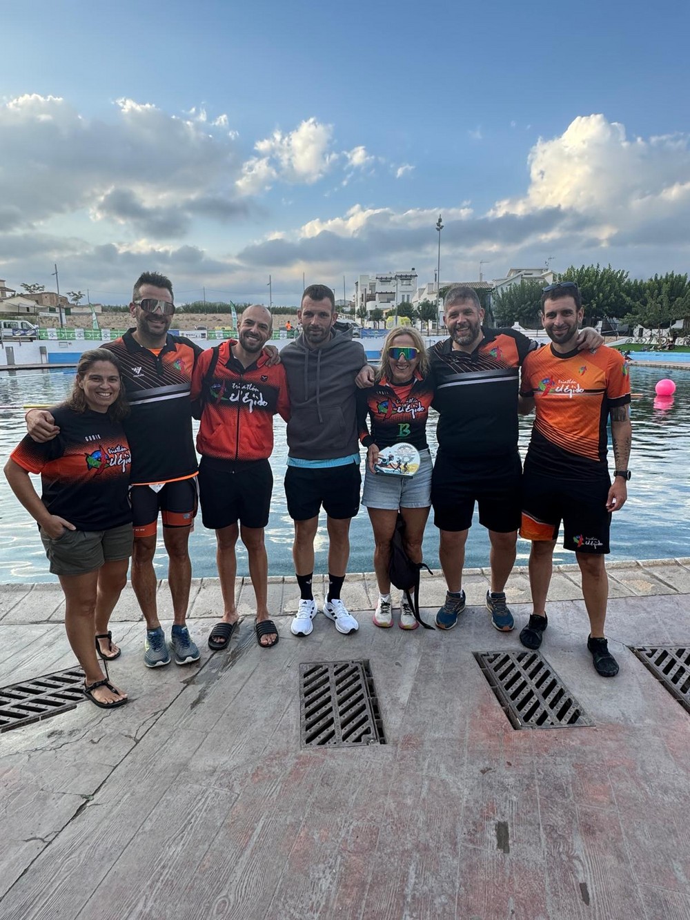 CD Triatlón El Ejido se sube a lo más alto del cajón en el Triatlón de Tíjola