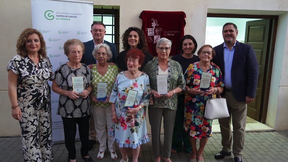 Berja inaugura la nueva sede local de la Asociación Española de la Lucha contra el Cáncer
