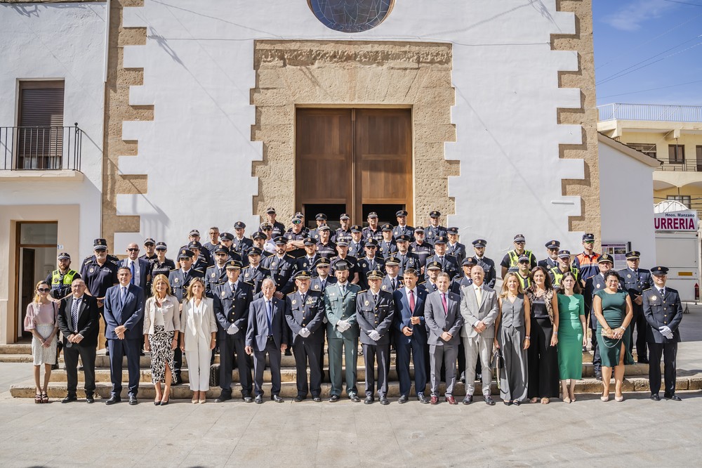 La Policía Local celebra su festividad reconociendo la labor de este cuerpo al servicio de Roquetas de Mar