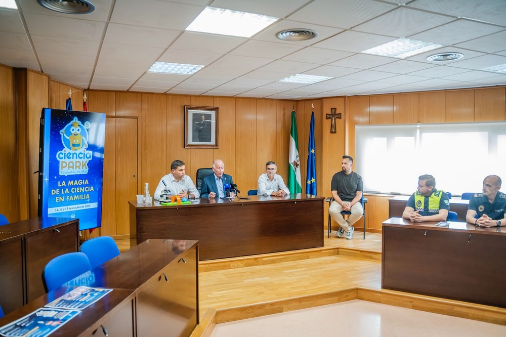 La V edición de Ciencia Park llega a Roquetas de Mar bajo el lema “La Magia de la Ciencia en Familia”