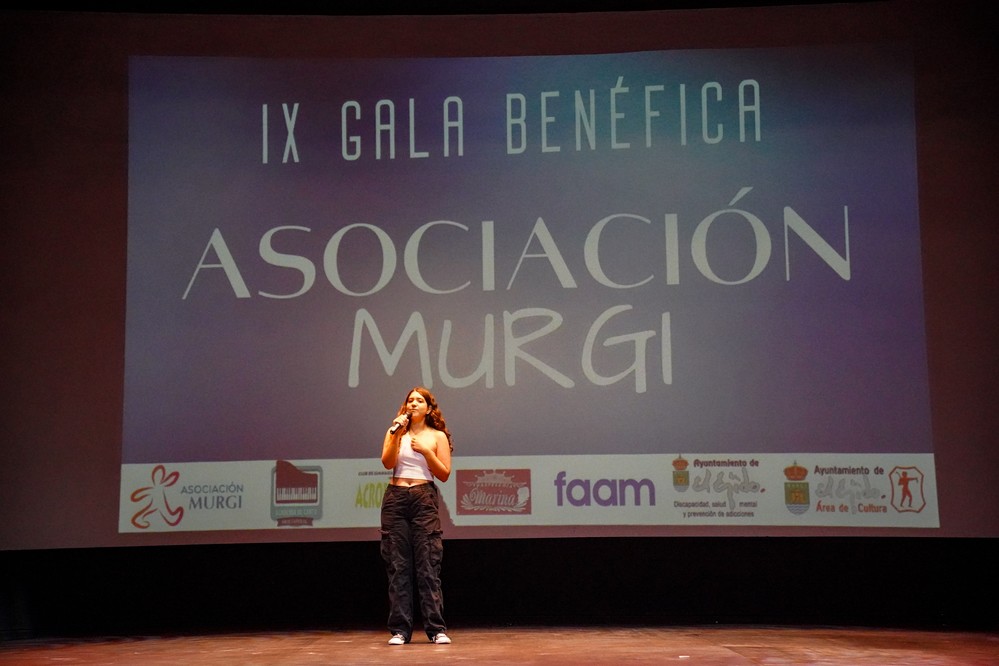 Solidaridad y talento se unen en la IX Gala benéfica de la Asociación Murgi