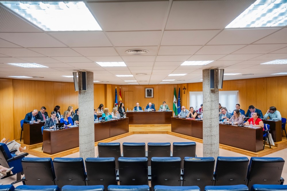 El Ayuntamiento de Roquetas muestra su rechazo total a la implantación del “Tasazo” de basura de Sánchez