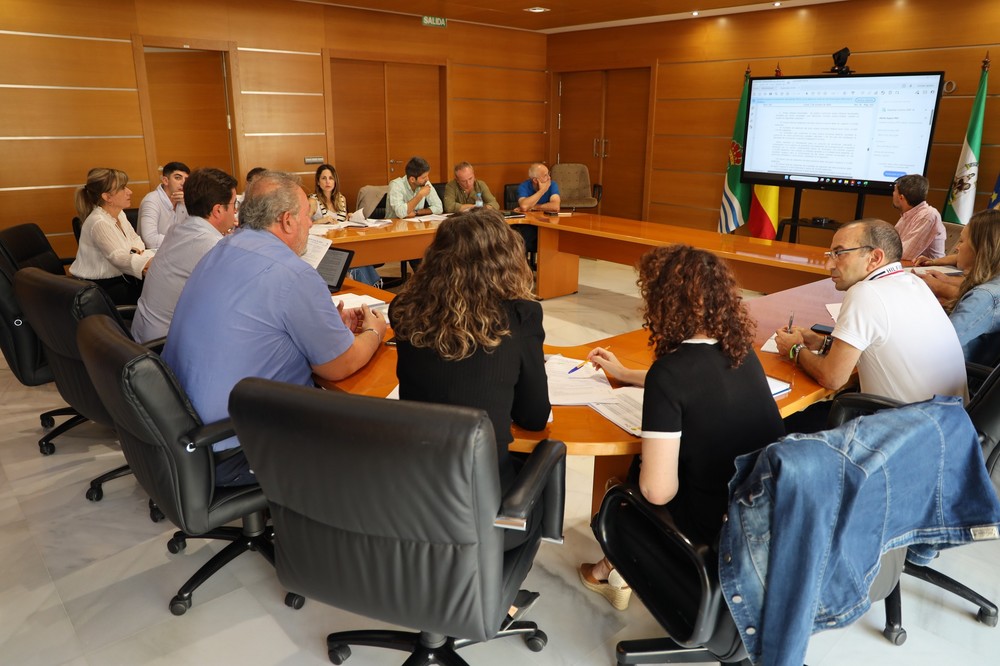 El Ayuntamiento de El Ejido trabaja en la nueva convocatoria de Ayudas para el Desarrollo Urbano del FEDER