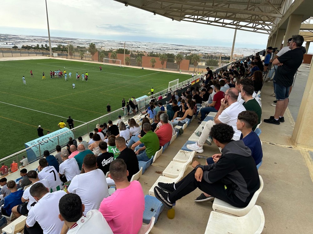 El Poli Ejido se lleva el derbi municipal al vencer 3-0 a Las Norias
