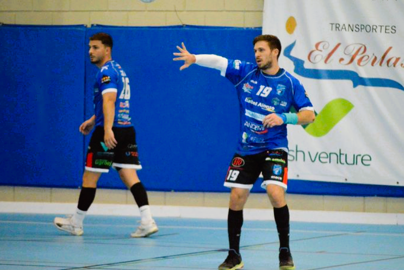 Atasco del CBM Cantera Sur El Ejido que lo aprovecha ARS Palma del Río (29-25)