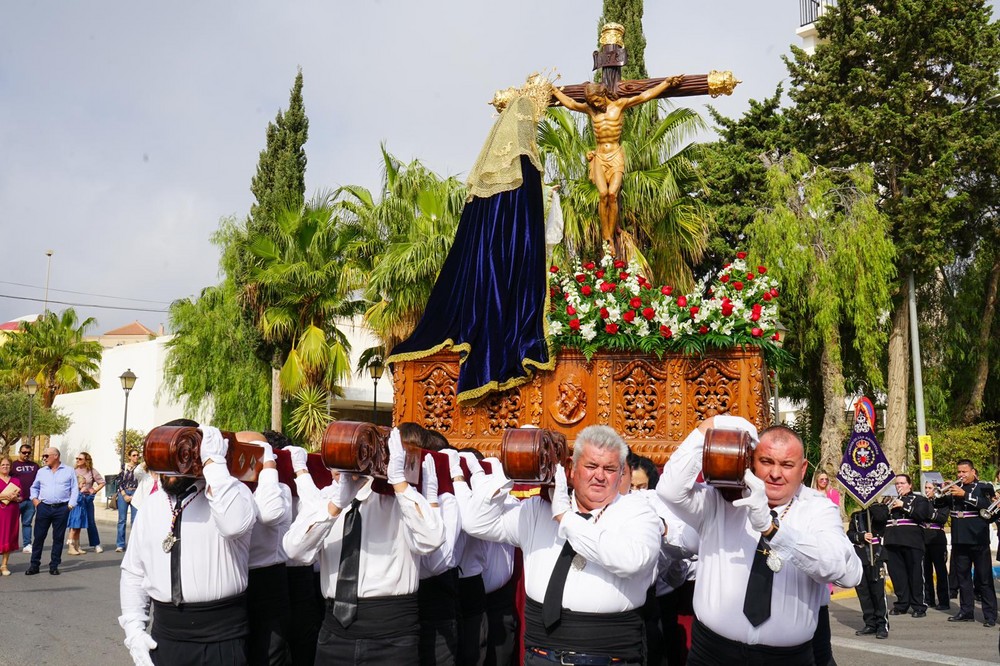 Puebla de Vícar celebra 25 años de comunidad junto a la Hermandad del Cristo de la Esperanza y Nuestra Señora de la Pasión