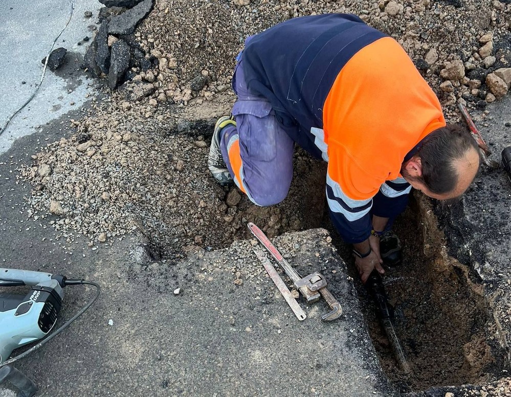 El Ayuntamiento de Dalías recibe a tres nuevos trabajadores en el marco del Plan Activa