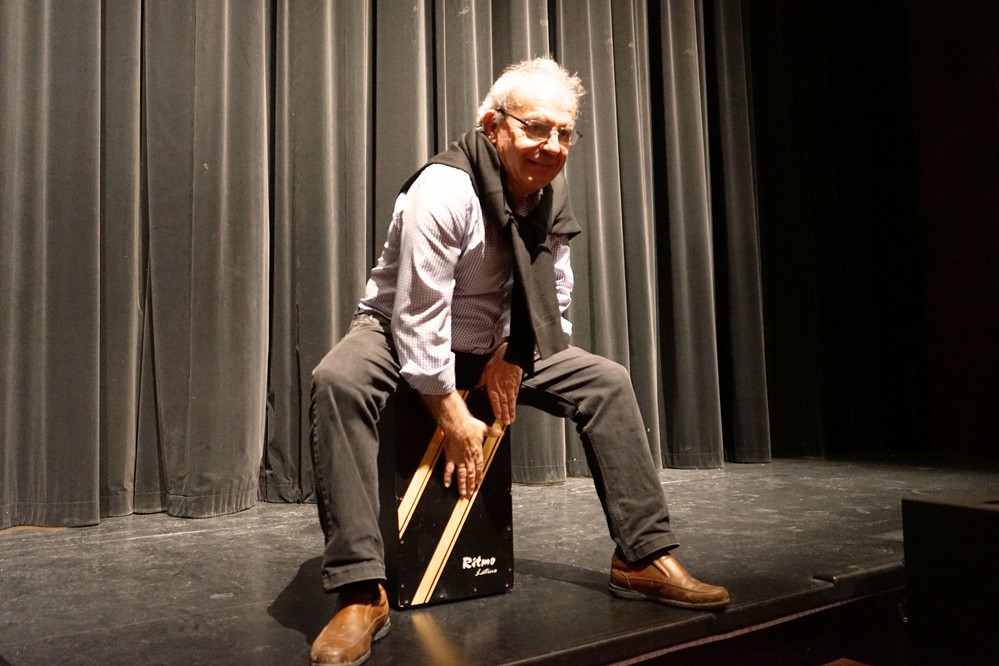 Los escolares de Vícar celebran el Día Internacional del Flamenco