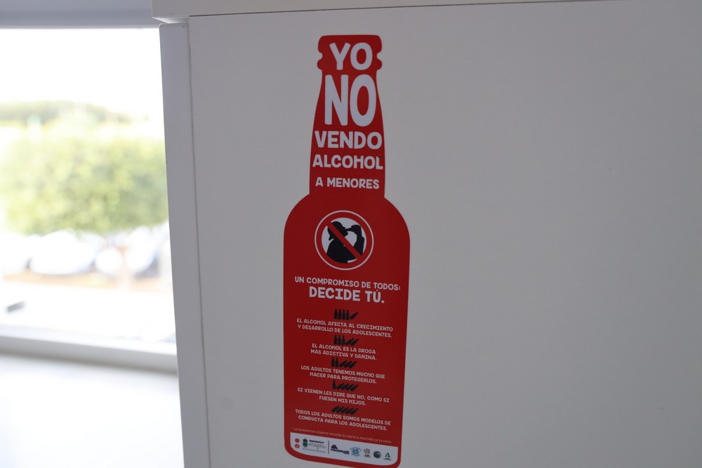 El Ejido conmemora el Día Mundial Sin Alcohol para concienciar sobre las consecuencias del consumo de alcohol y otras sustancias