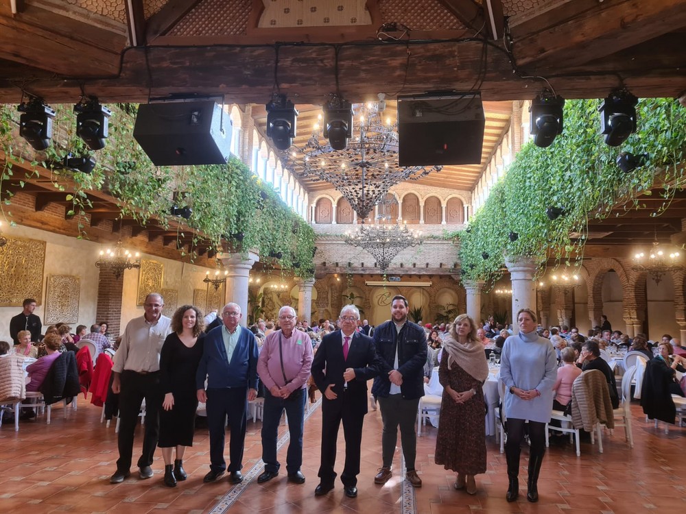 Los mayores de Vícar disfrutarán un año más de su convivencia navideña en la capital