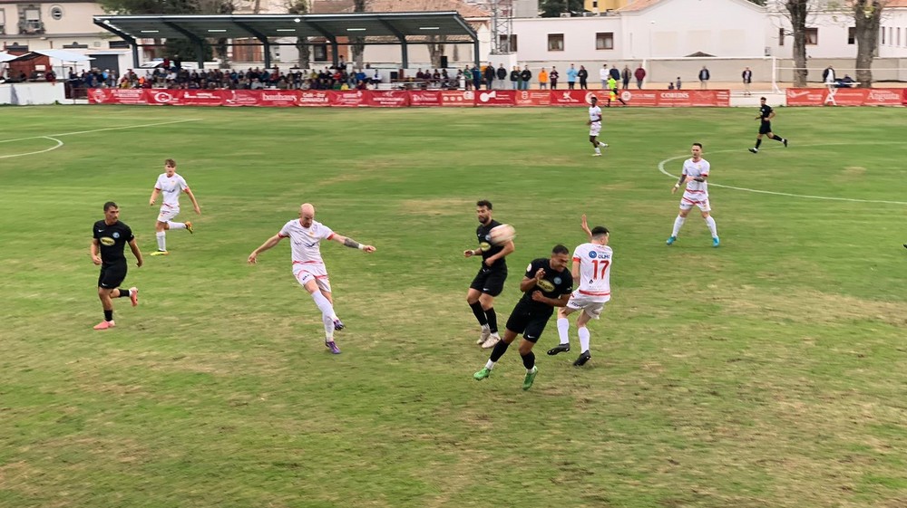 El Polideportivo El Ejido pierde un partido vital para mejorar su posición