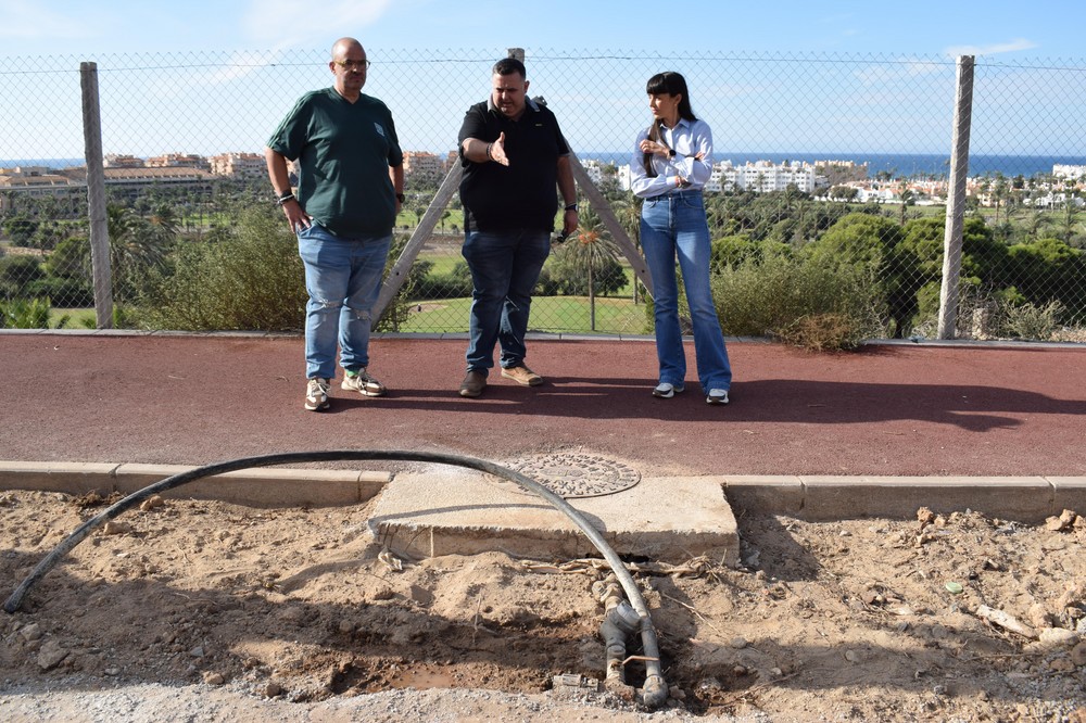 VOX denuncia la paralización de las obras de la calle Alcor de Almerimar y señala “la dejadez y falta de gestión” del PP de Góngora