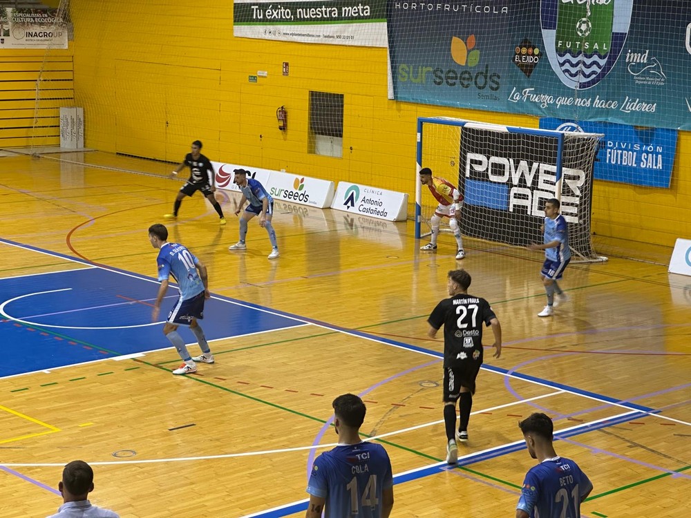 El C.D. EJIDO FS ha conseguido la victoria ante el Ibiza por dos a cero y se pone segundo