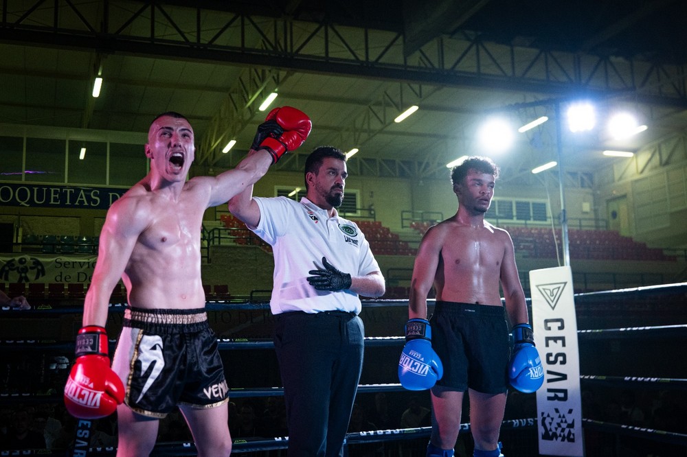 Velada de boxeo en homenaje a López Jerez en Roquetas