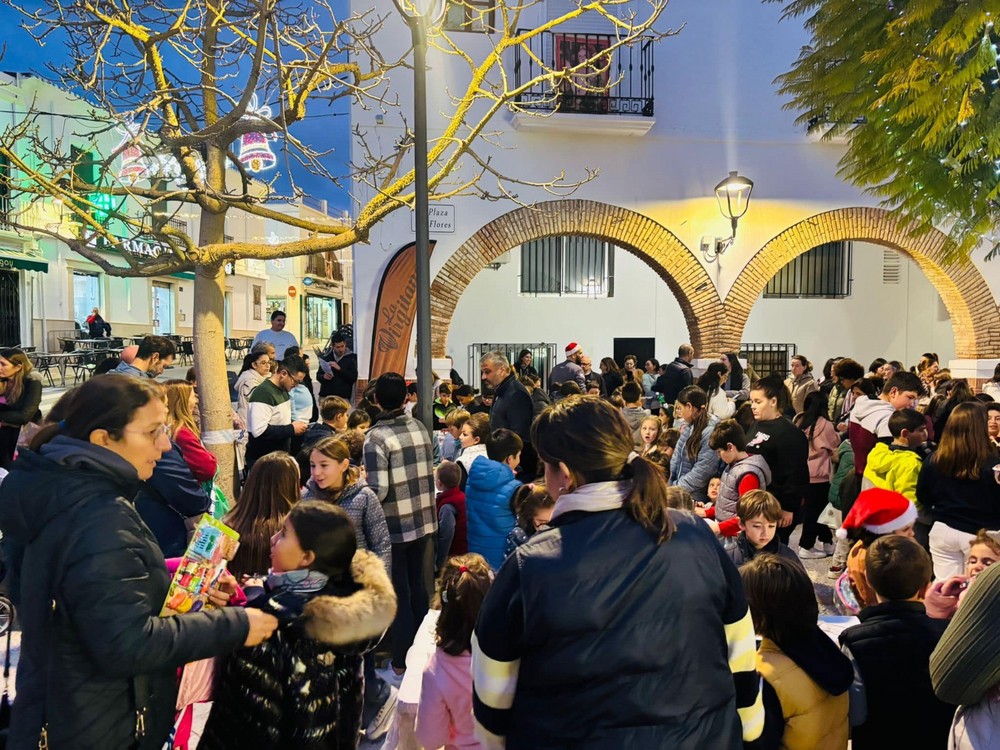 Los niños de Dalías se convierten en grandes chocolateros con La Virgitana