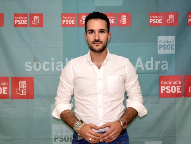 Francisco José Hernández Santamaría anuncia su dimisión como secretario general de Juventudes Socialistas de Adra